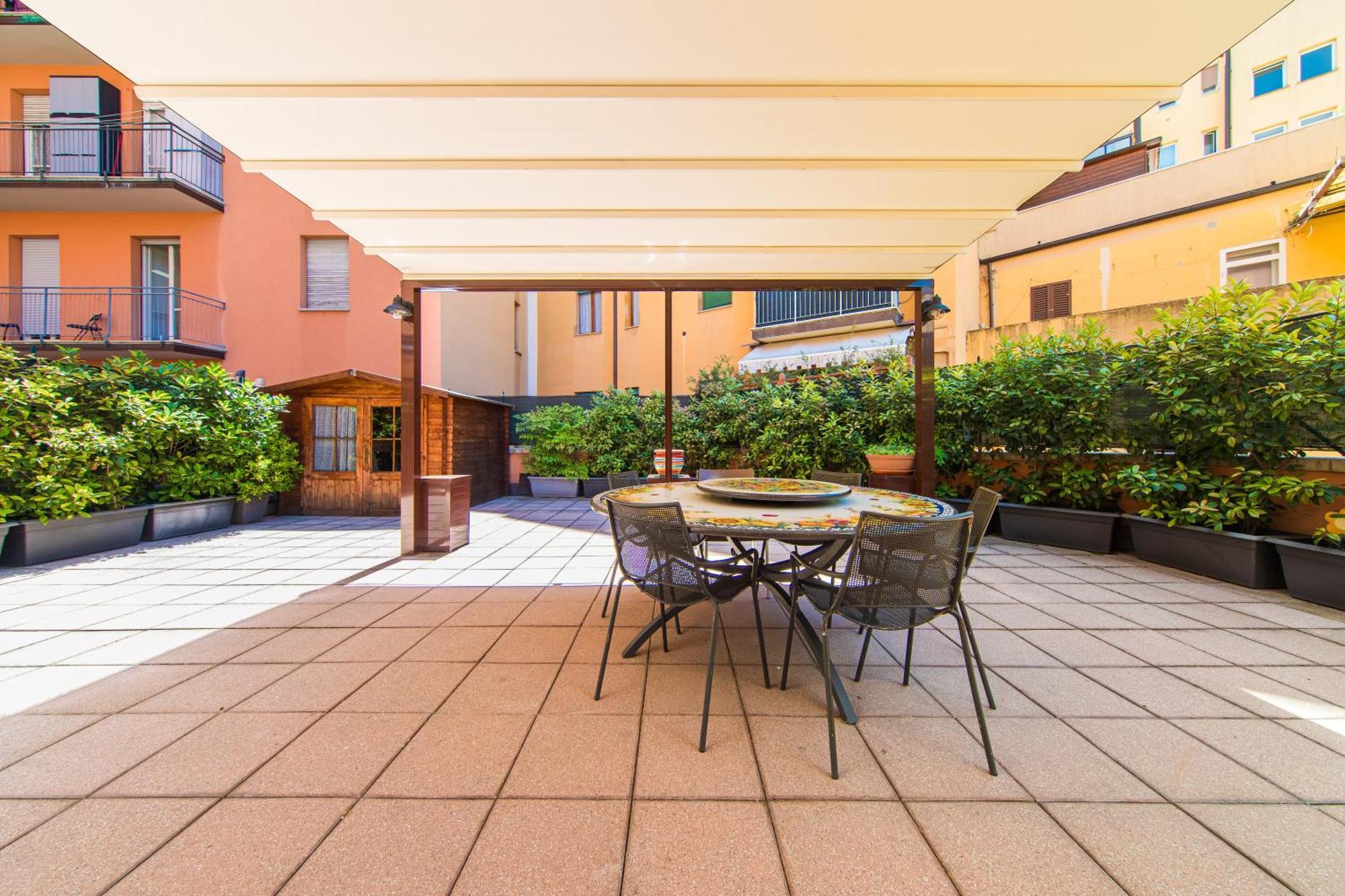 Nettuno Apartment - Private Garden In Bologna Center Exteriér fotografie