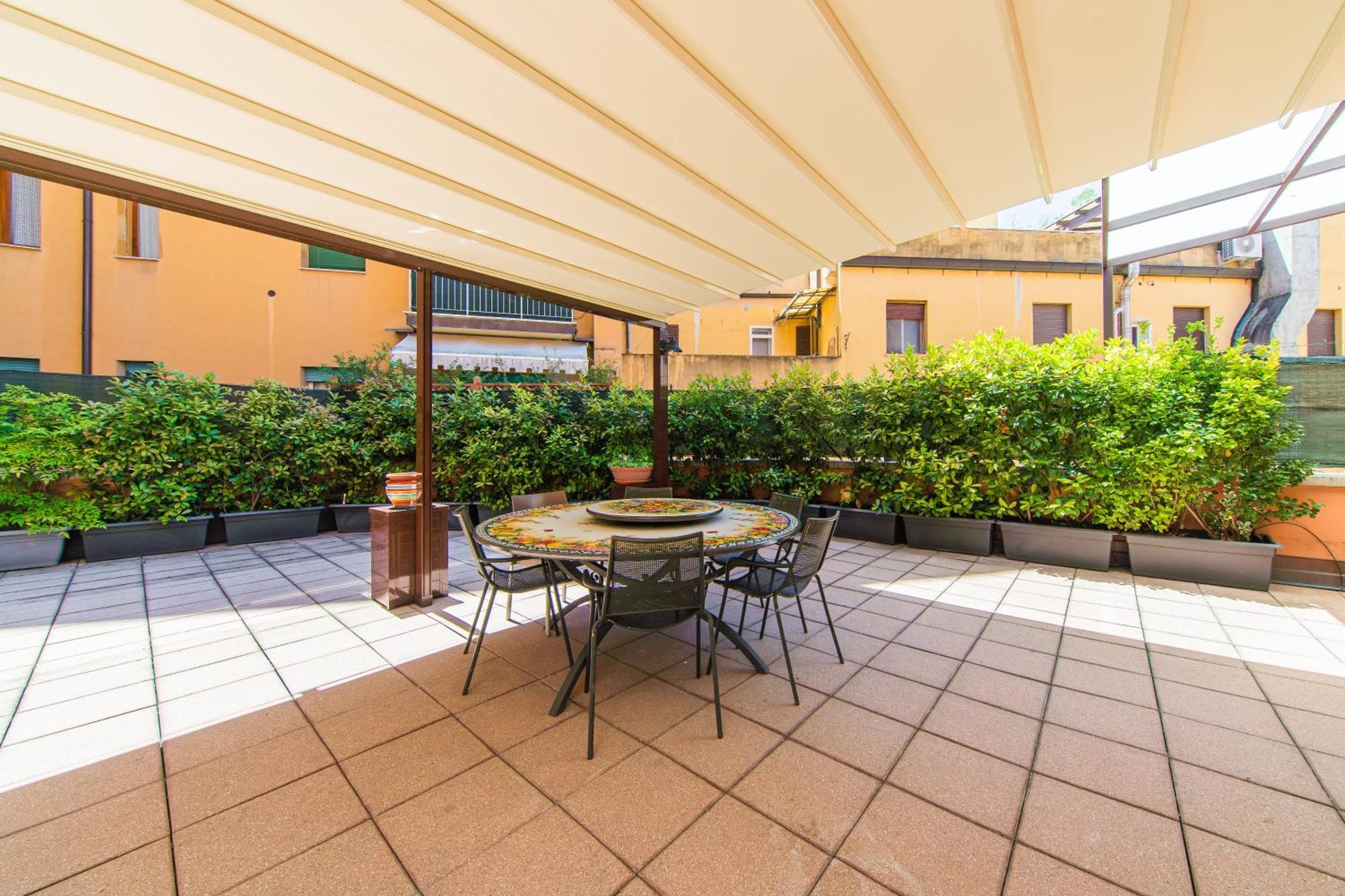 Nettuno Apartment - Private Garden In Bologna Center Exteriér fotografie